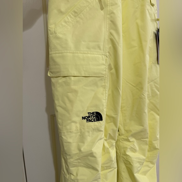 The North Face Yellow Women's Snow Freedom Insulated Bib Size Large NWT - Picture 9 of 14